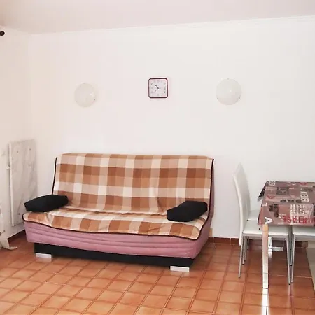 Cristina 1 Inftour Appartement *